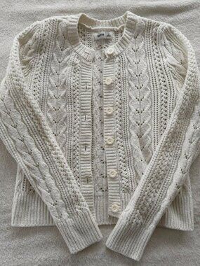 Hollister Co. Women's White and Cream Button Up Cardigan